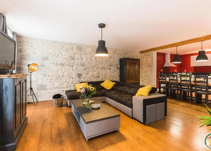 Les Gîtes du château - Le loft HENRI IV - Magnifique Appartement face au château
